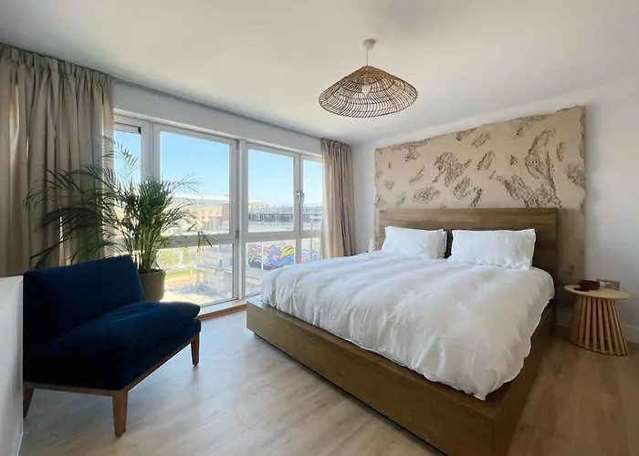 Luxury City Penthouse With Views